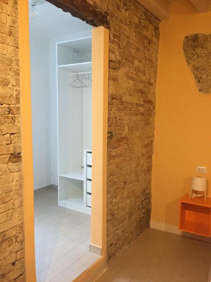Al Corso Bed and Breakfast Cagliari Exteriör bild