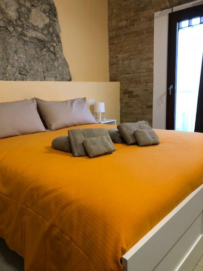 Al Corso Bed and Breakfast Cagliari Exteriör bild